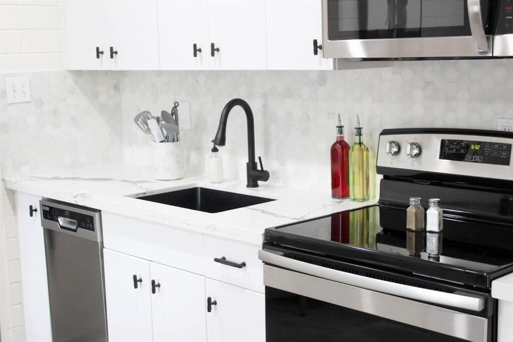 Remodeled Modern Ground Level Apt Blocks To Dwntn - B Tempe Exteriör bild